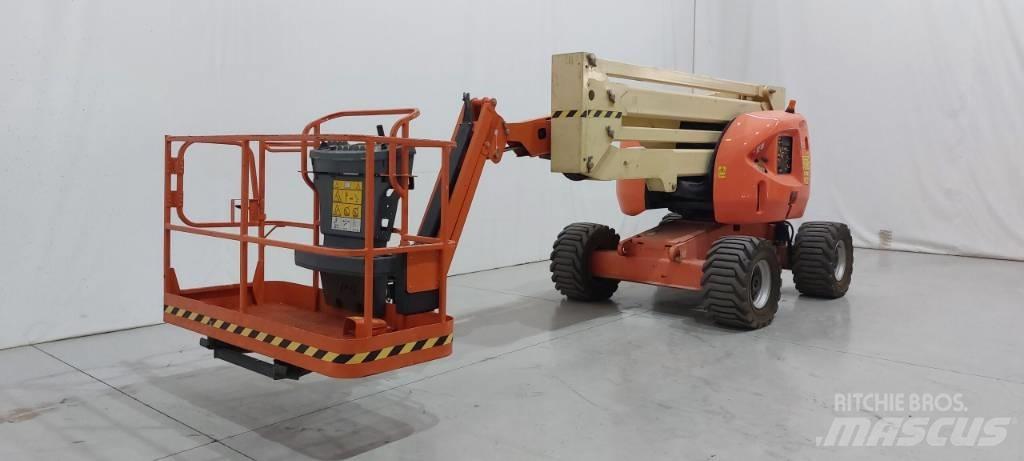 JLG 450 AJ 관절형 전동이동 리프트