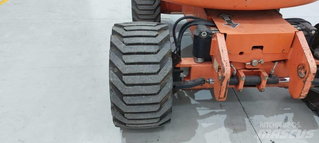 JLG 450 AJ 관절형 전동이동 리프트