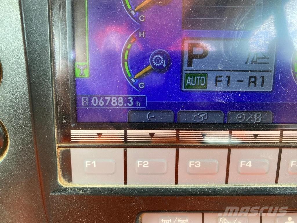 Komatsu DX65PXi-18 크롤러 도저