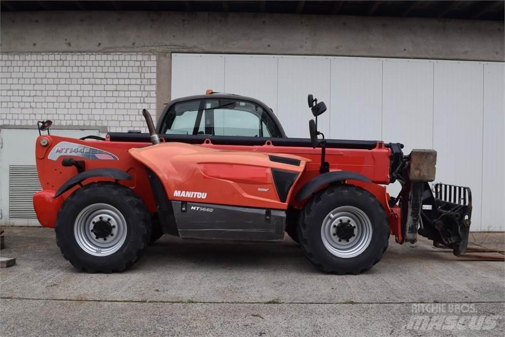 Manitou MT 1440 견인식 전동이동 리프트