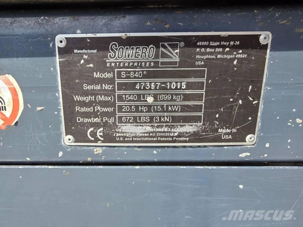 Somero S840 콘크리트 분배 붐