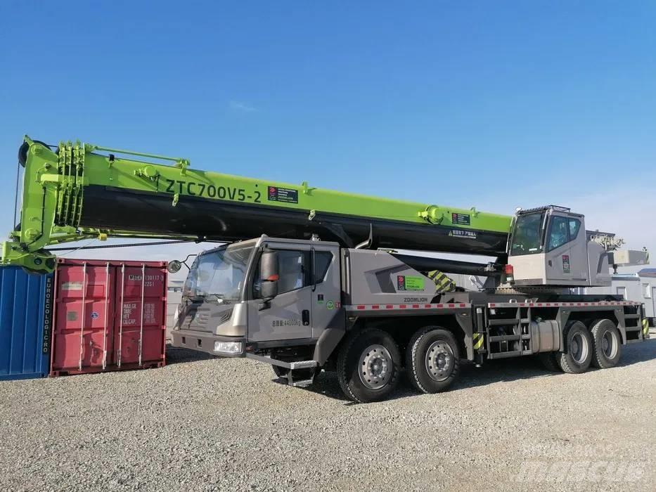 Zoomlion ZTC700V562 트랙 크레인