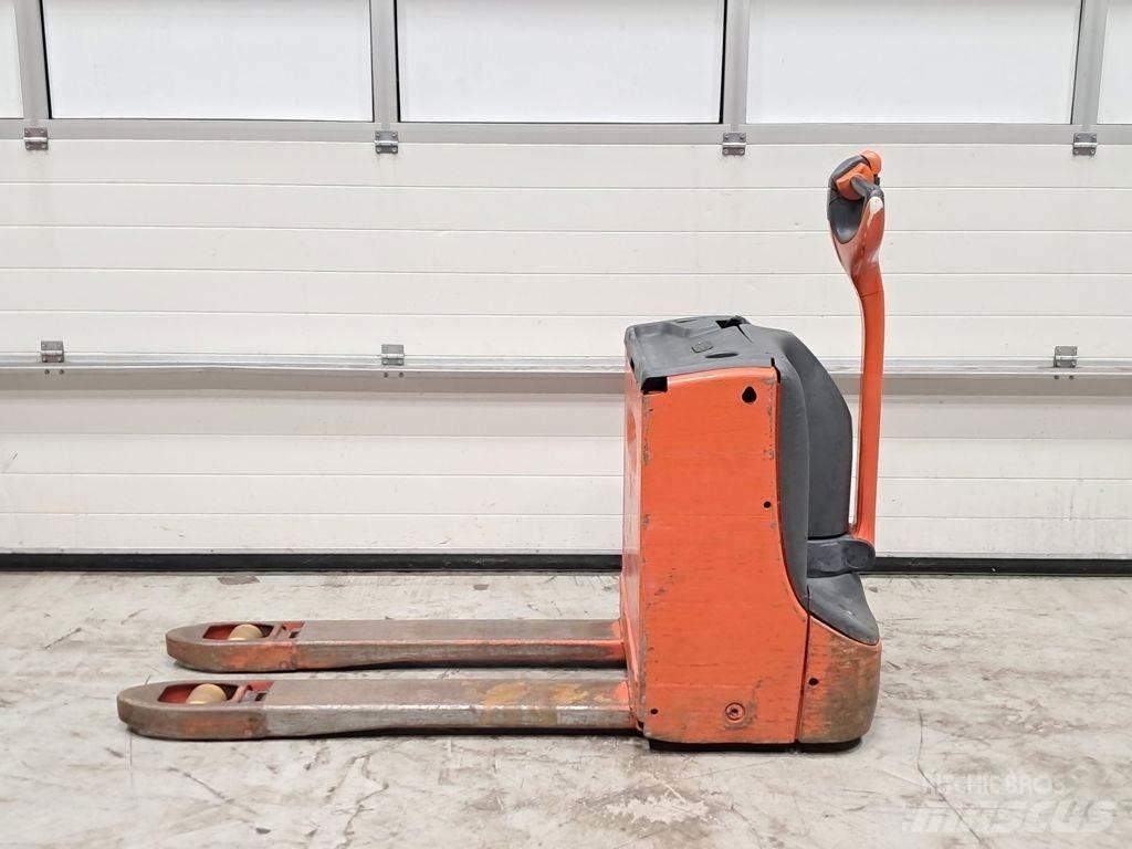 Linde T16 핸드파레트 트럭