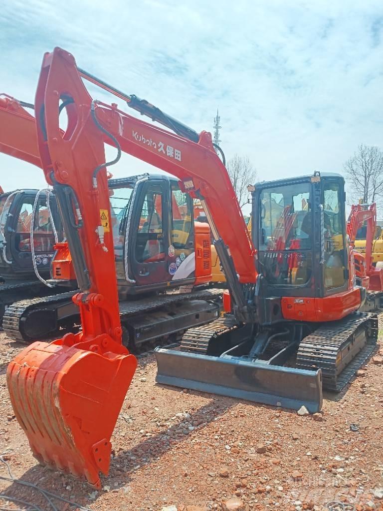 Kubota KX 165 중형굴삭기 7톤-28톤
