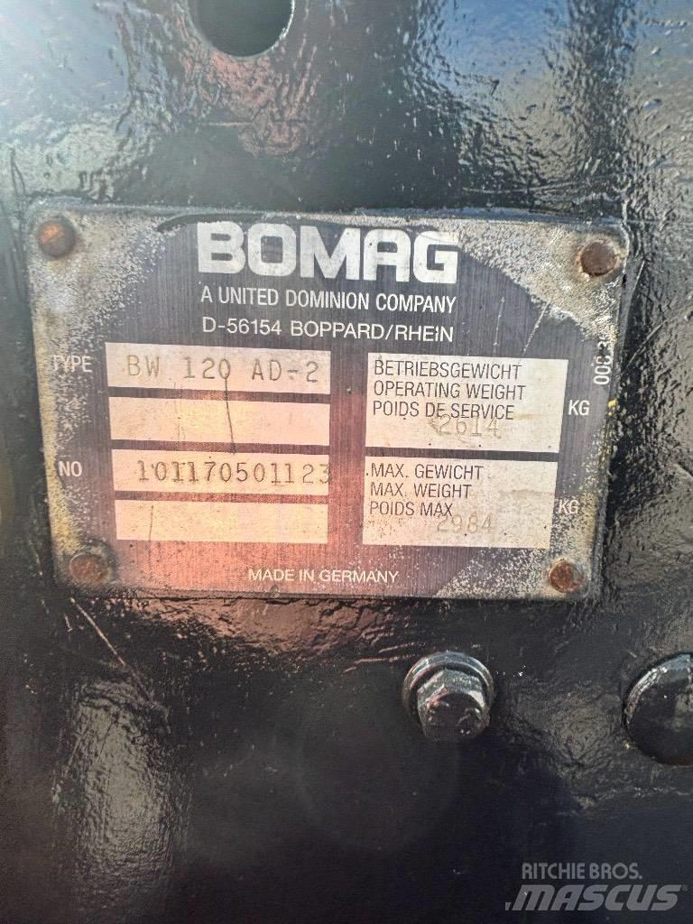 Bomag BW 120 AD-2 트윈 드럼 롤러