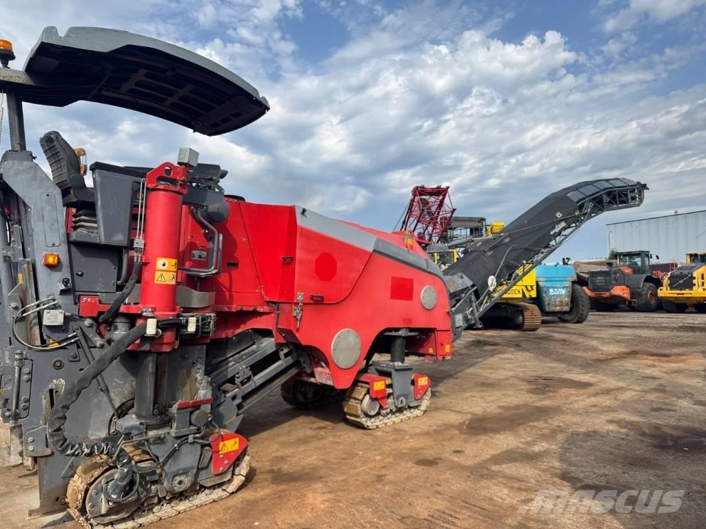 Wirtgen W 100 F 아스팔트 콜드 밀링 기계