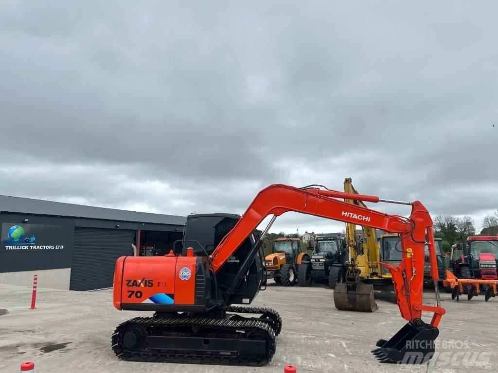 Hitachi Zaxis 70 중형굴삭기 7톤-28톤