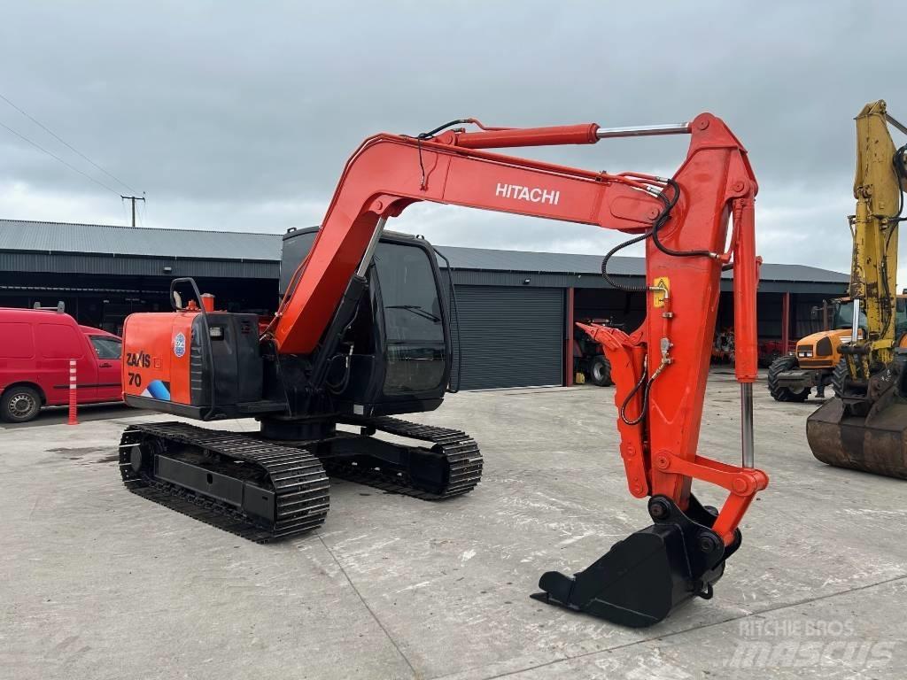 Hitachi Zaxis 70 중형굴삭기 7톤-28톤
