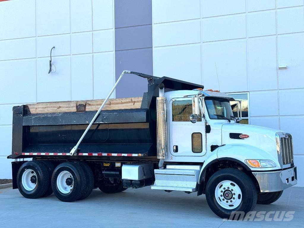 Peterbilt 348 덤프 트럭