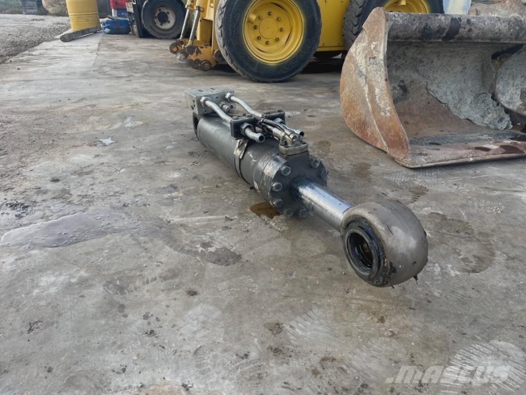 Liebherr A 910 Comp 유압식 기계
