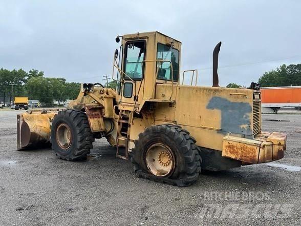 Komatsu WA 320-1  휠로우더