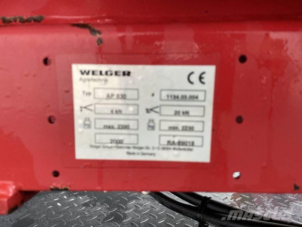 Welger AP 830 각형 곤포기