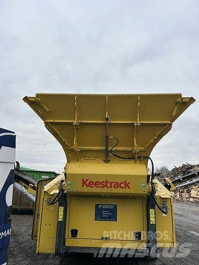 Keestrack K4 스크리너