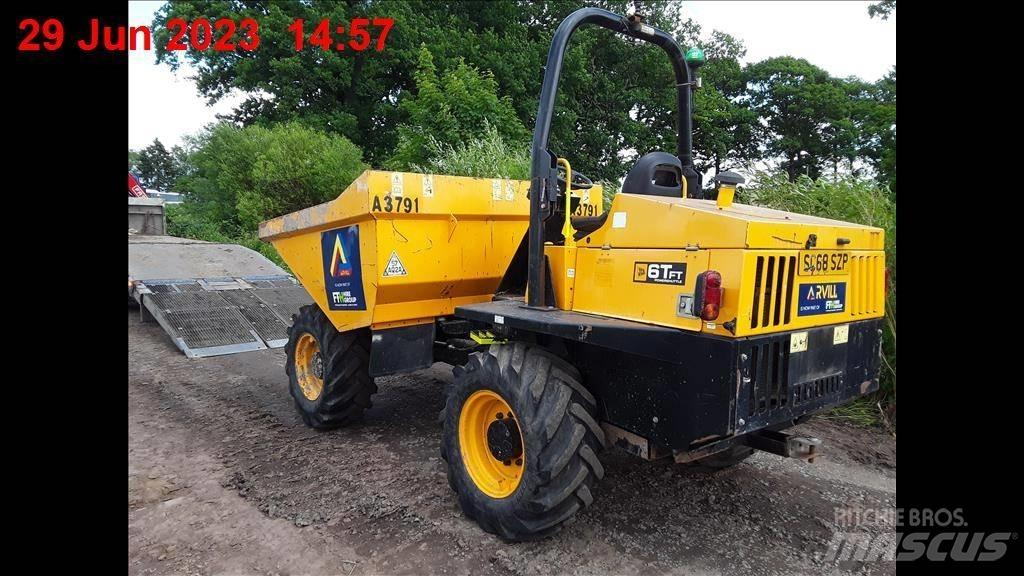 JCB 6TFT 건설현장 덤프트럭