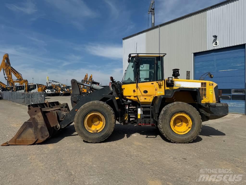 Komatsu WA320PZ-6  휠로우더