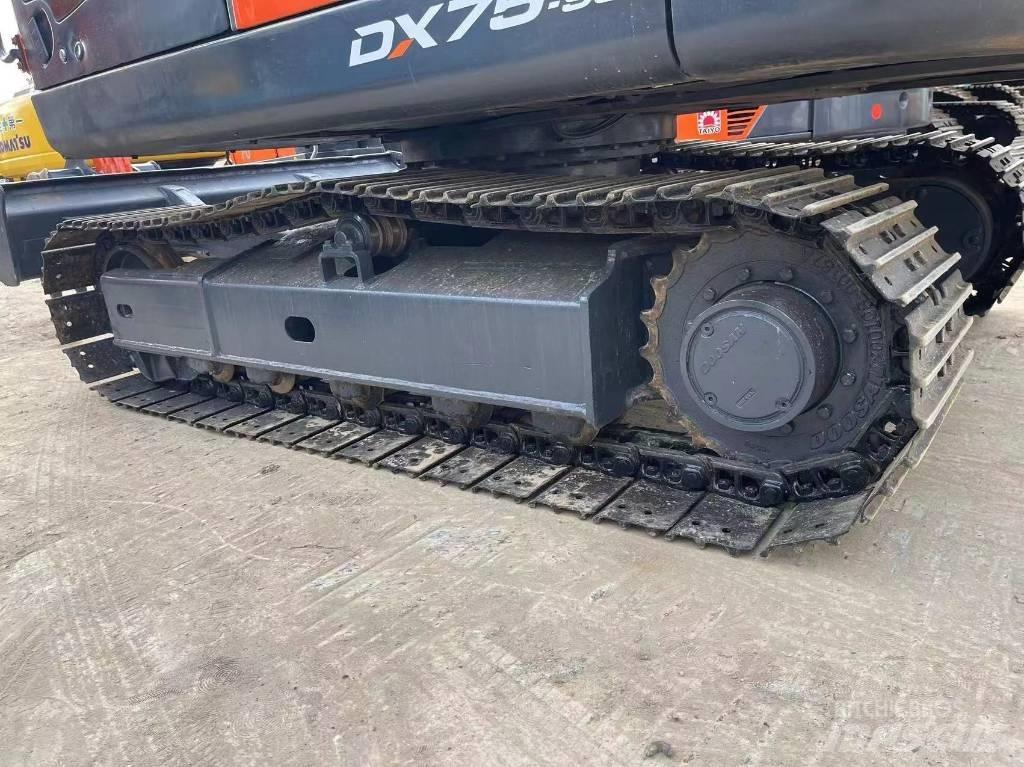 Doosan DX 75 대형 굴삭기 29톤 이상