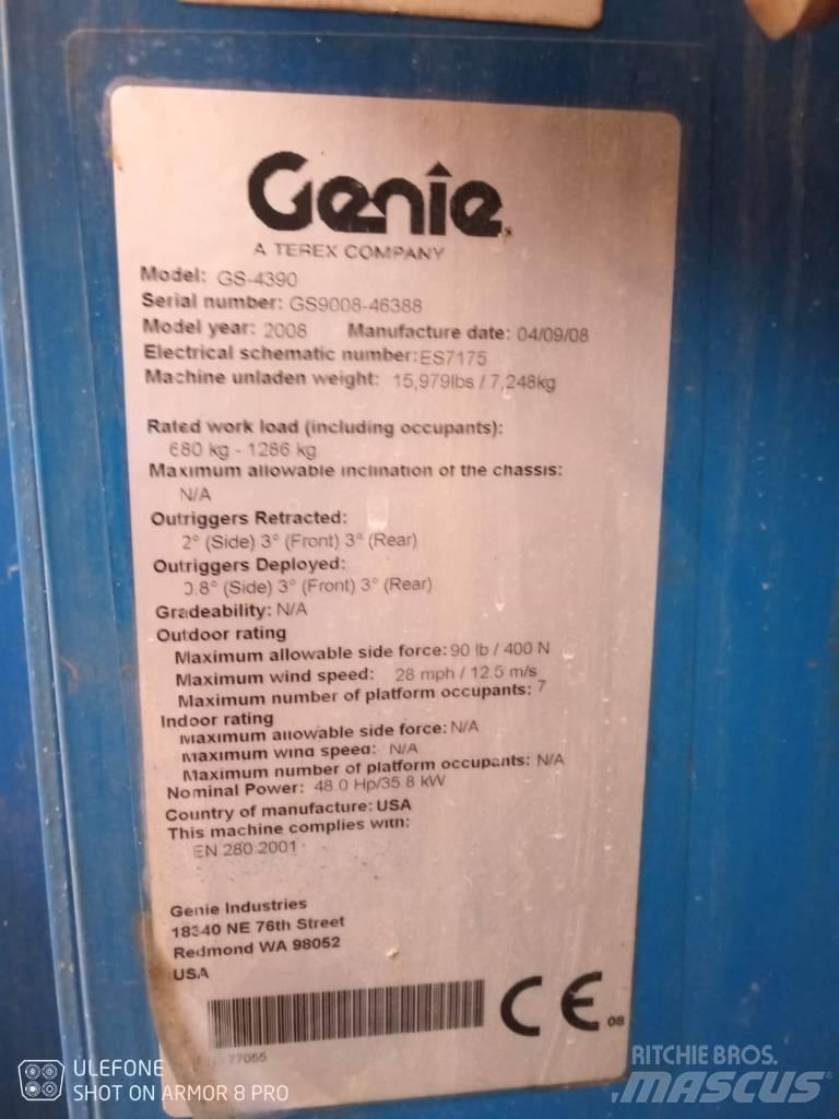 Genie GS 4390 RT 가위형 리프트