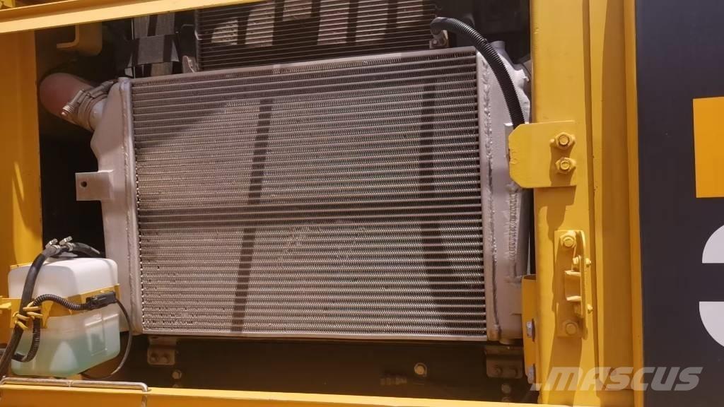 Komatsu PC 350 대형 굴삭기 29톤 이상