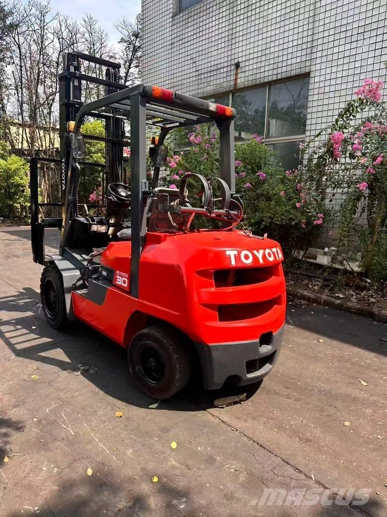 Toyota FD 30 디젤 지게차
