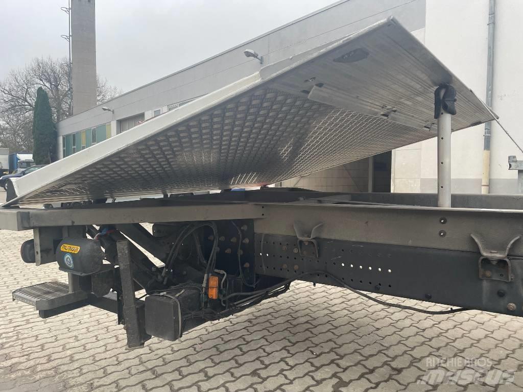 Volvo FL 250 스킵 로더 트럭