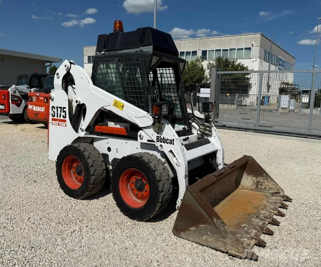 Bobcat S 175  스키드로더