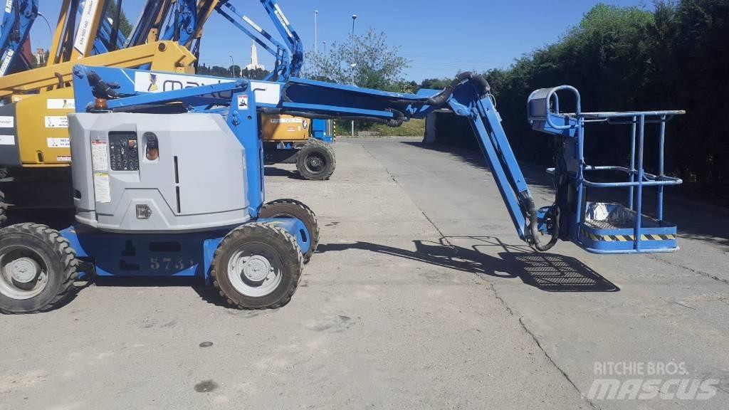 Genie Z 34/22 관절형 전동이동 리프트