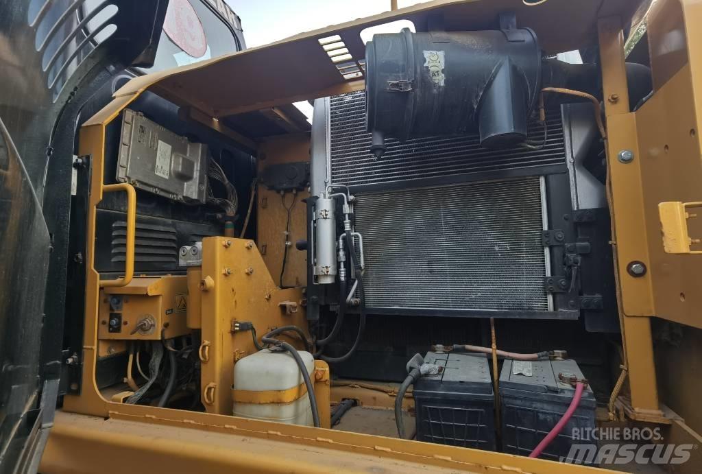 CAT 315 D2 대형 굴삭기 29톤 이상