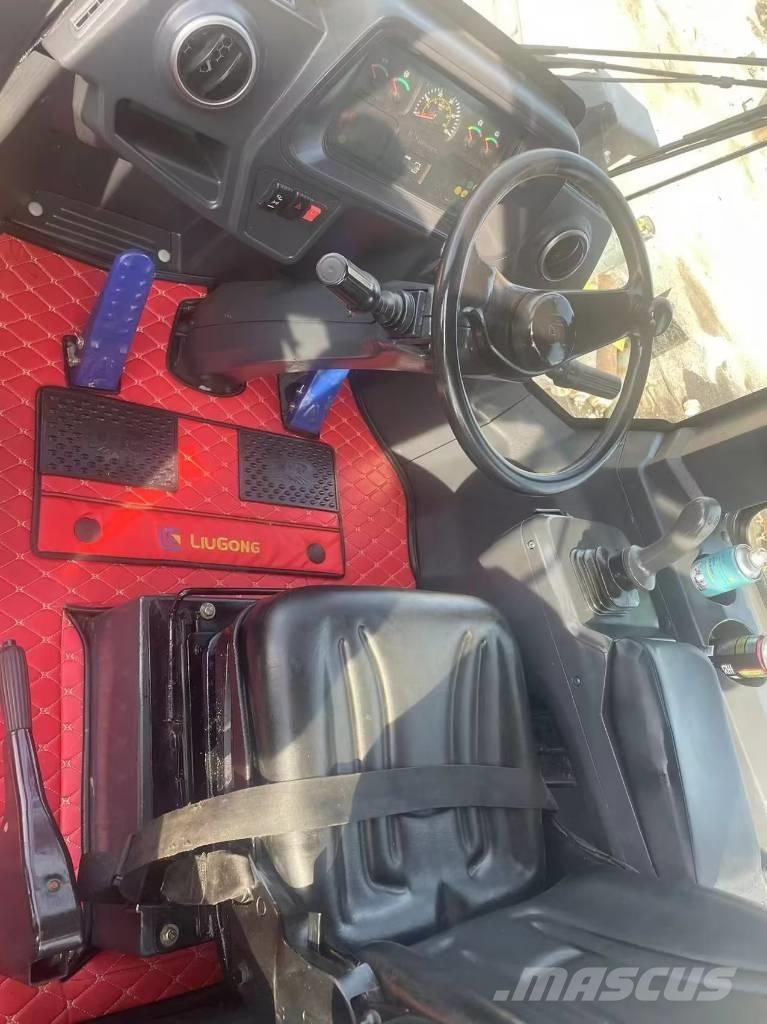 LiuGong 856  휠로우더