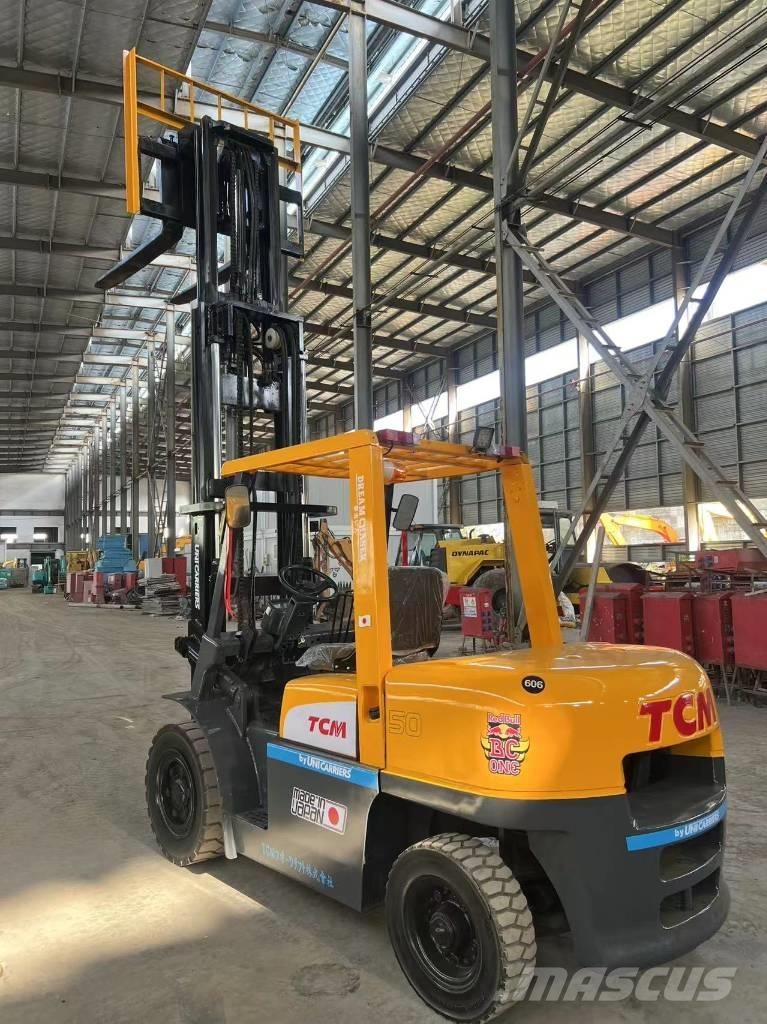 TCM 5t 디젤 지게차