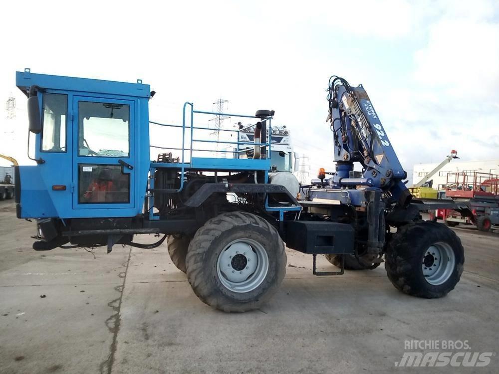 Mercedes-Benz Unimog 크레인 트럭
