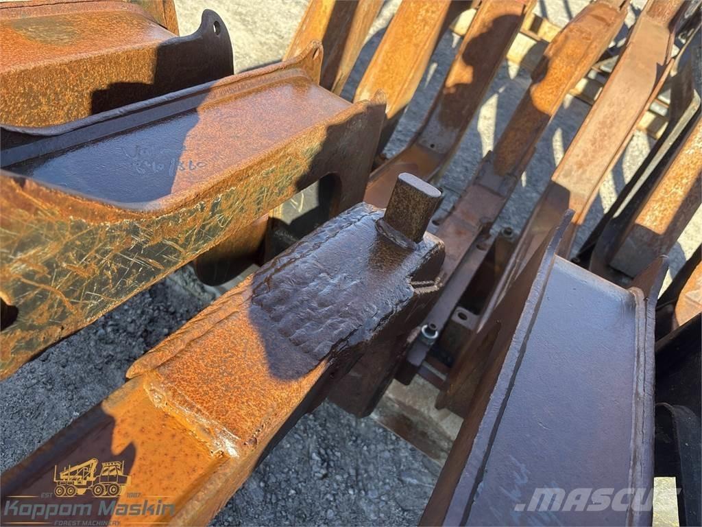 Valmet 840 기타 구성품