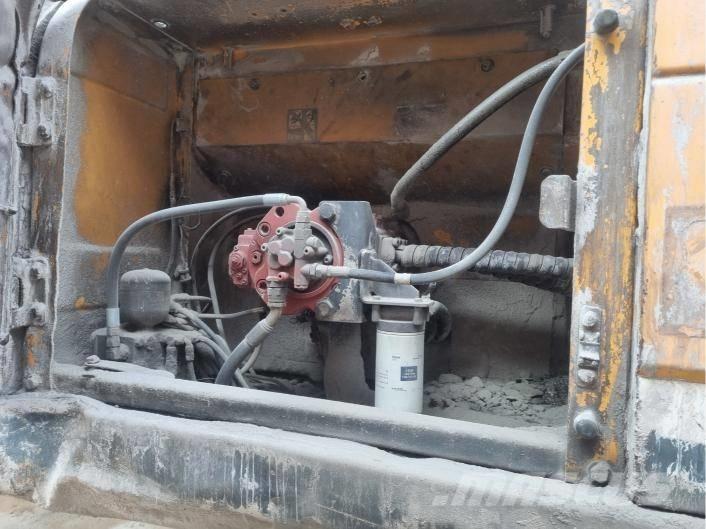 Hyundai Robex 300 LC 대형 굴삭기 29톤 이상