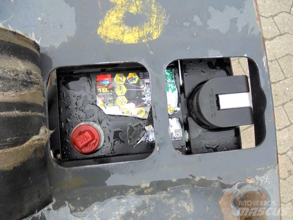 Bomag BPR 35/60 D 진동롤러