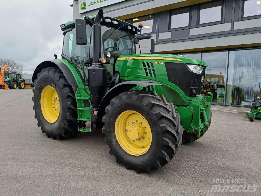 John Deere 6215 R 트랙터