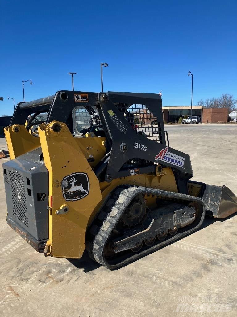 DEERE 317 G  스키드로더