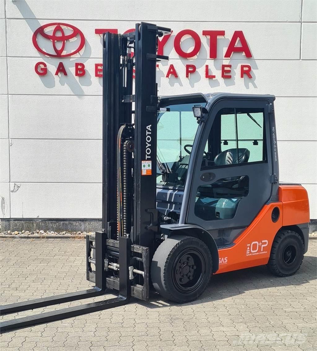 Toyota 02-8FDJF35 디젤 지게차