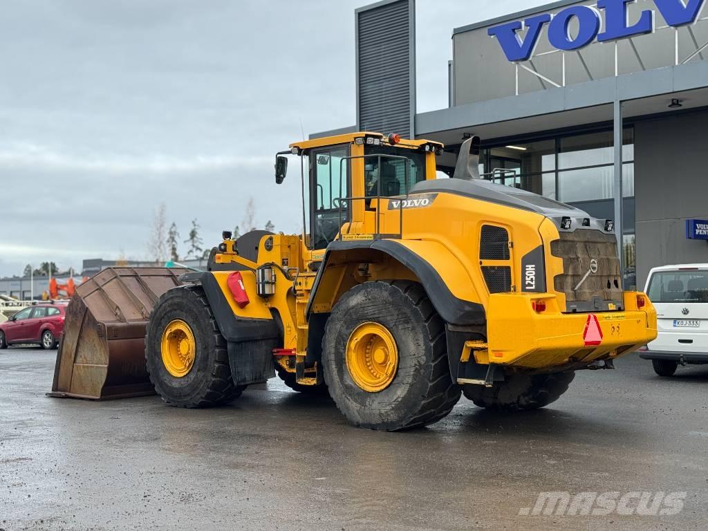 Volvo L 250 H  휠로우더