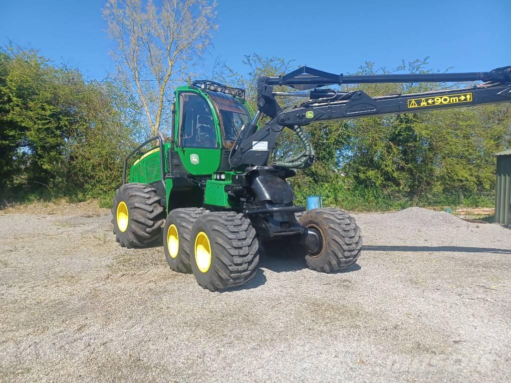 John Deere 1070e 원목 하베스터