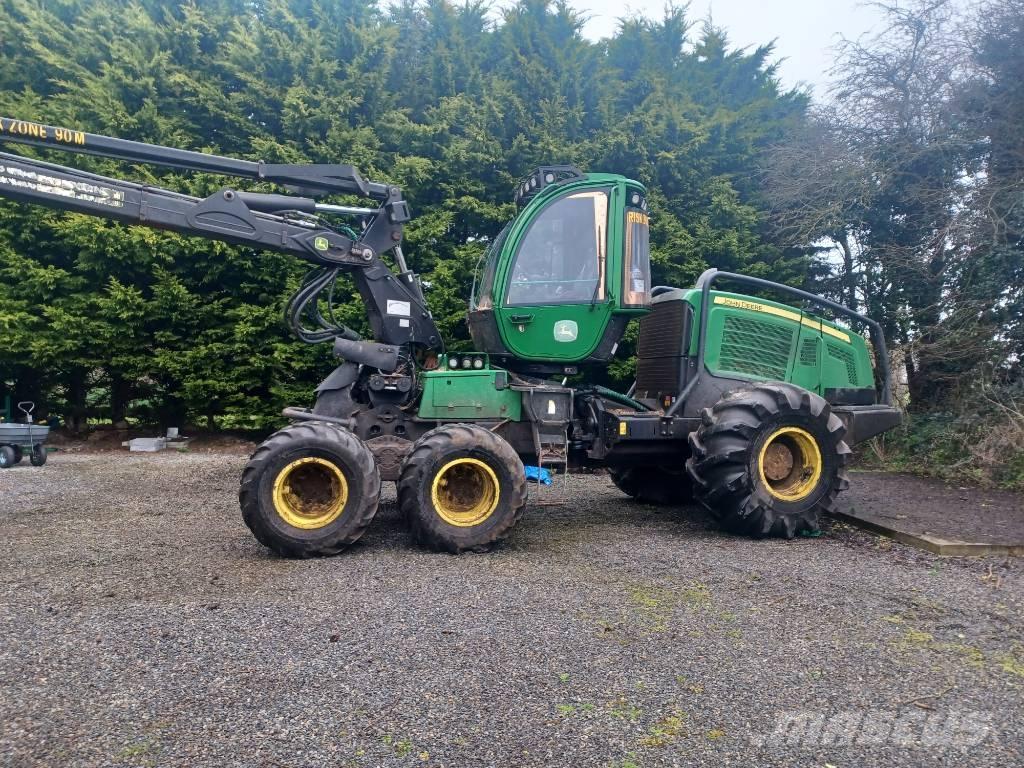 John Deere 1070e 원목 하베스터