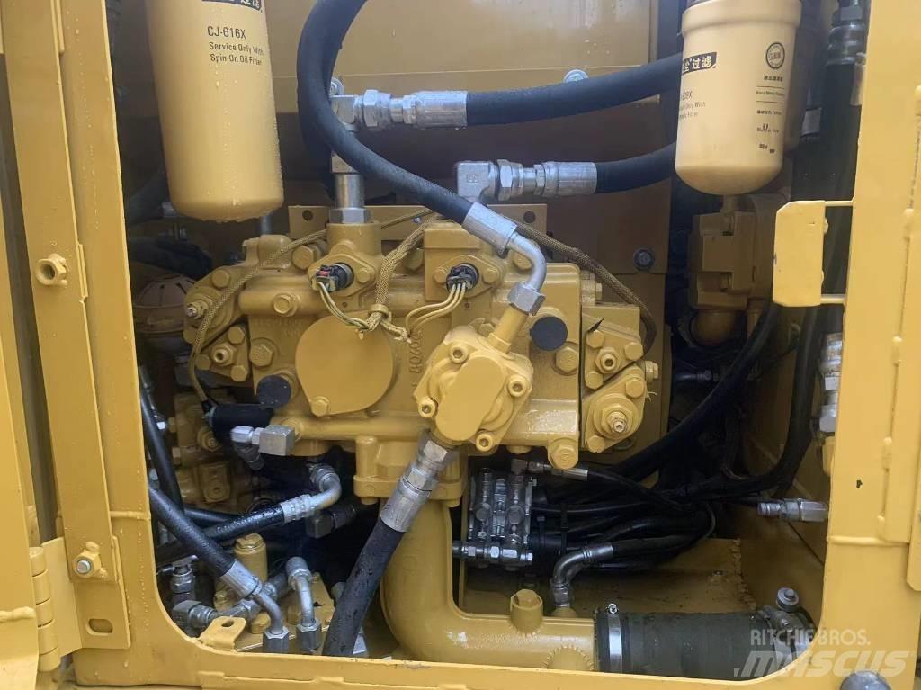 CAT 312D 대형 굴삭기 29톤 이상