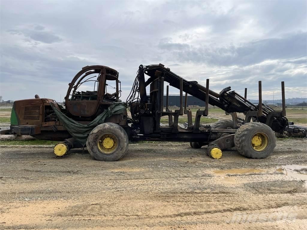 John Deere 1510E 원목 포워더