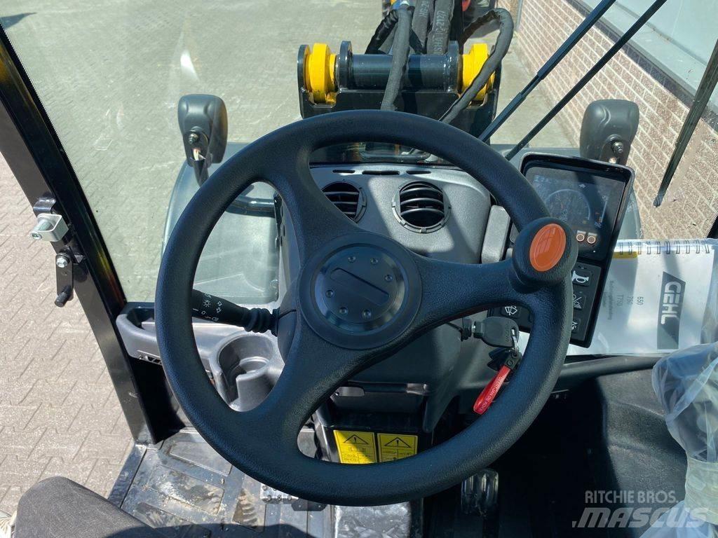 Gehl AL650  휠로우더