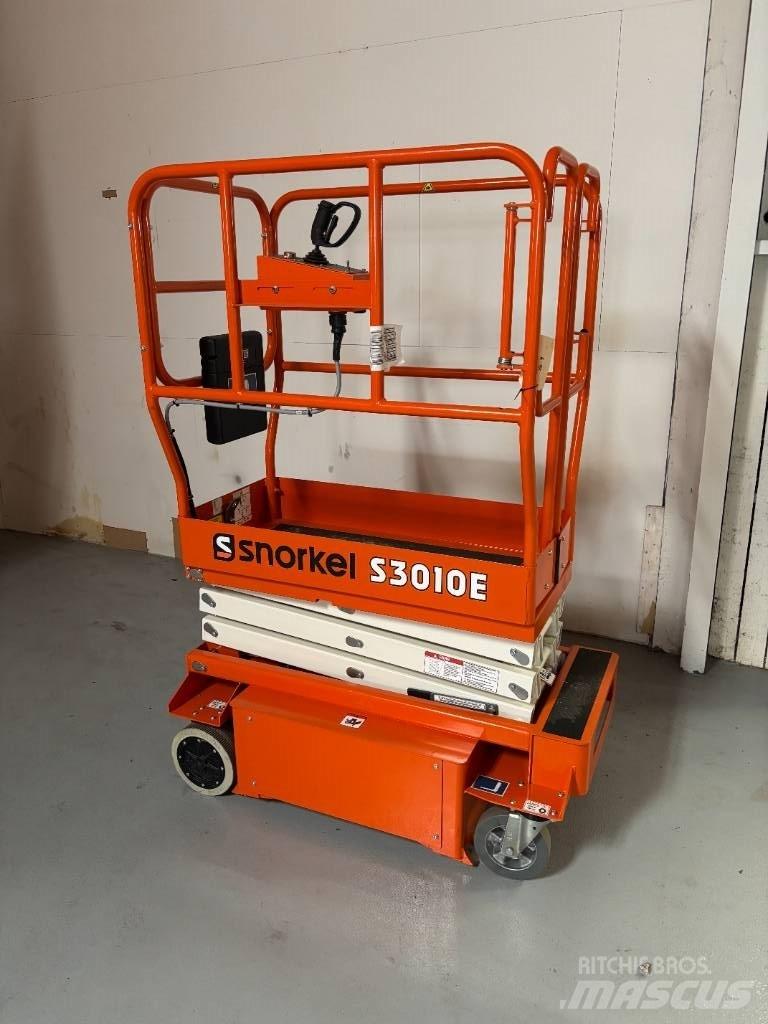 Snorkel S3010E 가위형 리프트