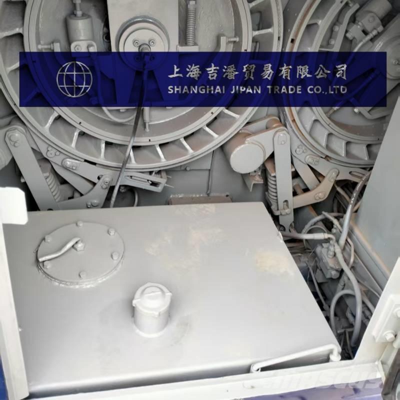 Kobelco 7065 트랙 크레인