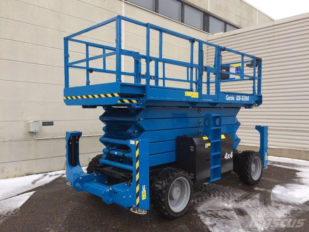 Genie GS 5390 RT 가위형 리프트