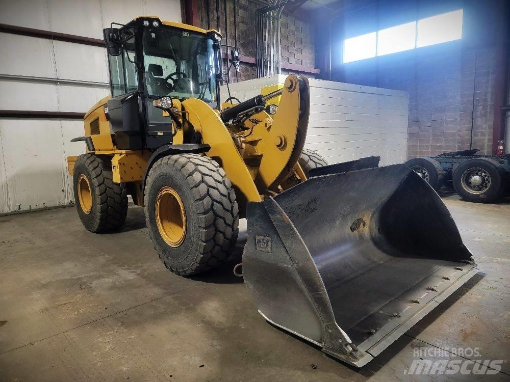 CAT 926M  휠로우더