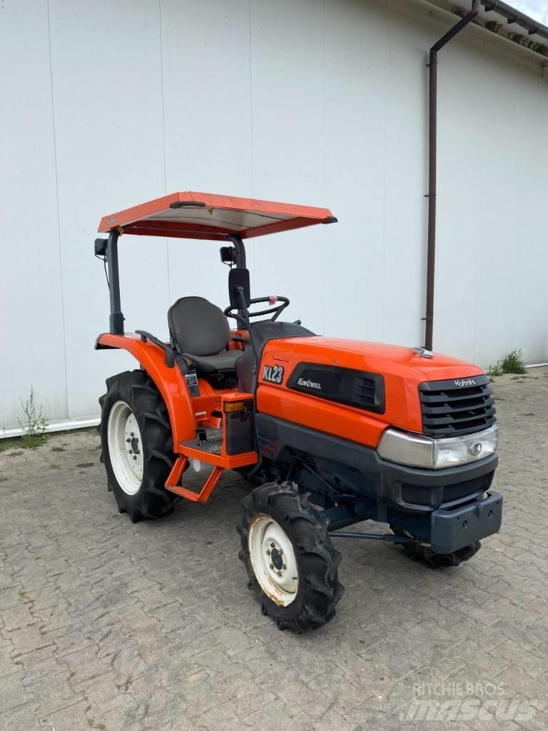 Kubota KL23 소형 트랙터