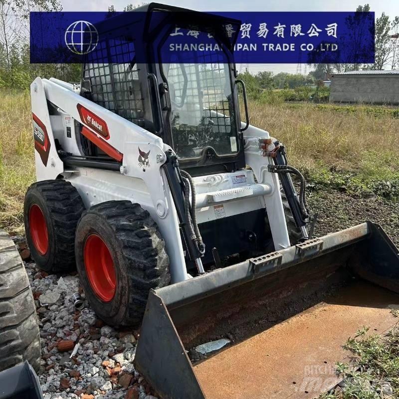 Bobcat S 590  스키드로더