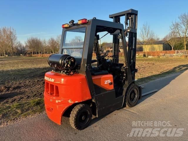 Doosan G 25 G LPG 지게차