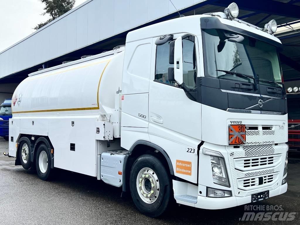 Volvo FH 500 탱커 트럭